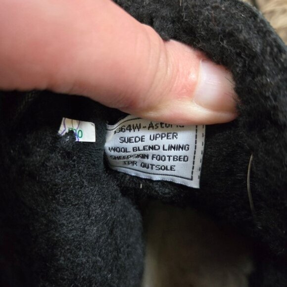 NWOT BEARPAW Astonia Black Suede Sheepskin Lined Wedge Lace Bootie Size 10 - Picture 7 of 9